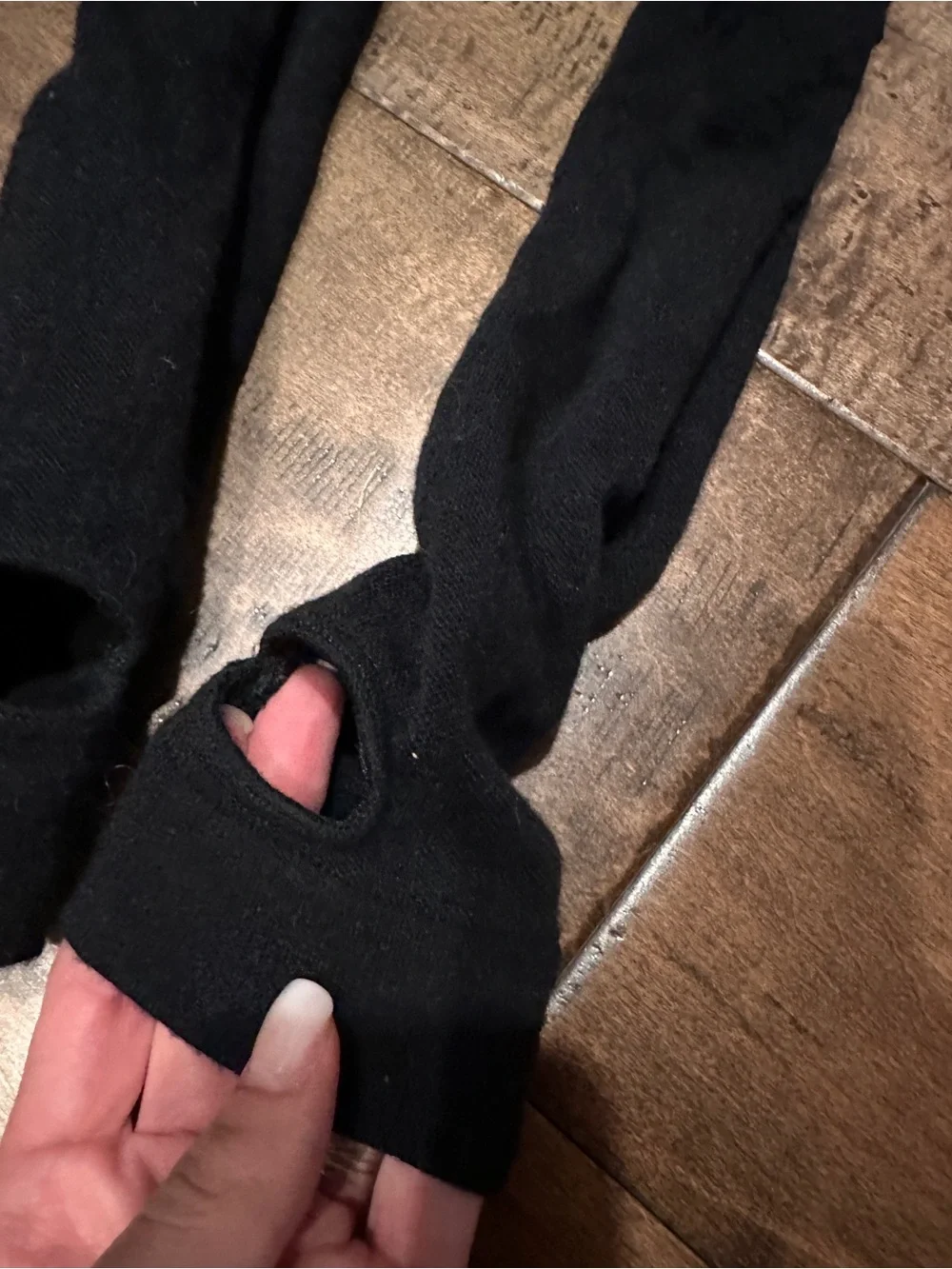 Cutter cycling or running arm warmers with cut out for them women’s size small